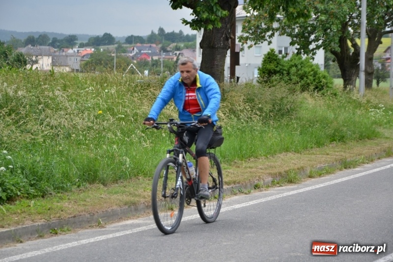 Zdjęcie w galerii na portalu naszraciborz.pl: Wiosenny wiatr i deszcz. Rajd gmin partnerskich po pograniczu  wiadomości z regionu
