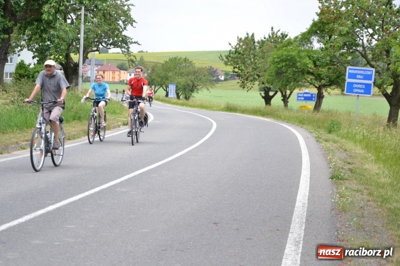 Zdjęcie w galerii na portalu naszraciborz.pl: Wiosenny wiatr i deszcz. Rajd gmin partnerskich po pograniczu  wiadomości z regionu