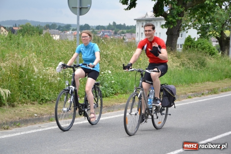 Zdjęcie w galerii na portalu naszraciborz.pl: Wiosenny wiatr i deszcz. Rajd gmin partnerskich po pograniczu  wiadomości z regionu