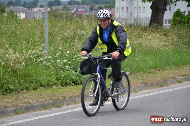 Zdjęcie w galerii na portalu naszraciborz.pl: Wiosenny wiatr i deszcz. Rajd gmin partnerskich po pograniczu  wiadomości z regionu