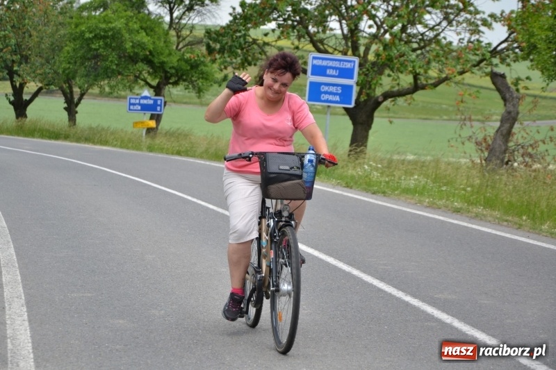 Zdjęcie w galerii na portalu naszraciborz.pl: Wiosenny wiatr i deszcz. Rajd gmin partnerskich po pograniczu  wiadomości z regionu