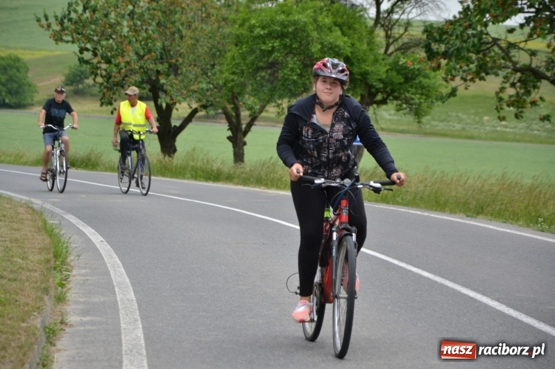 Zdjęcie w galerii na portalu naszraciborz.pl: Wiosenny wiatr i deszcz. Rajd gmin partnerskich po pograniczu  wiadomości z regionu