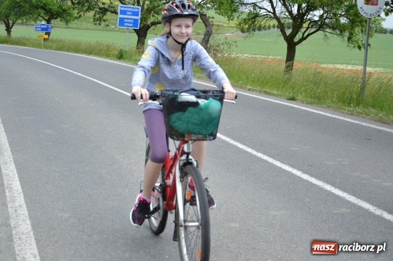 Zdjęcie w galerii na portalu naszraciborz.pl: Wiosenny wiatr i deszcz. Rajd gmin partnerskich po pograniczu  wiadomości z regionu