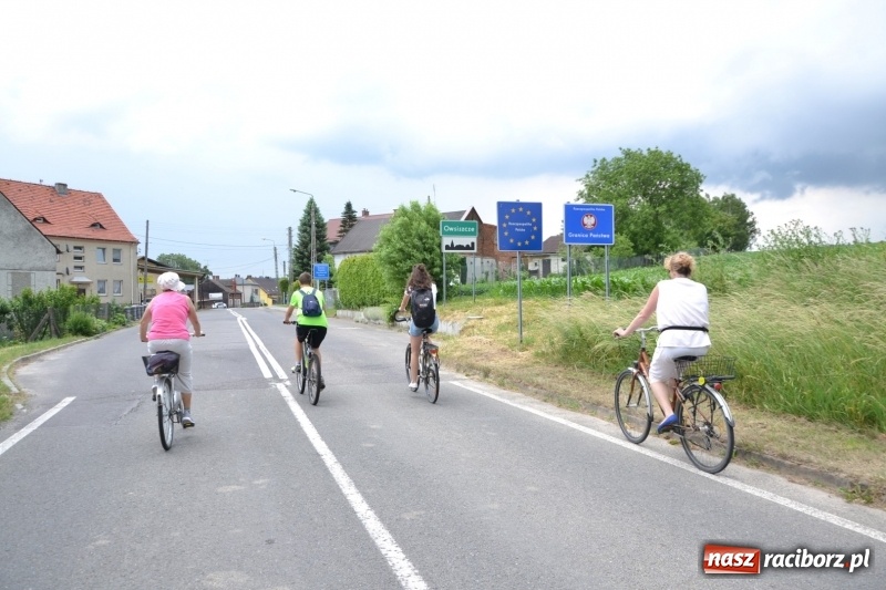 Zdjęcie w galerii na portalu naszraciborz.pl: Wiosenny wiatr i deszcz. Rajd gmin partnerskich po pograniczu  wiadomości z regionu