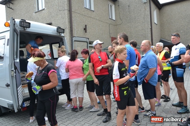 Zdjęcie w galerii na portalu naszraciborz.pl: Wiosenny wiatr i deszcz. Rajd gmin partnerskich po pograniczu  wiadomości z regionu