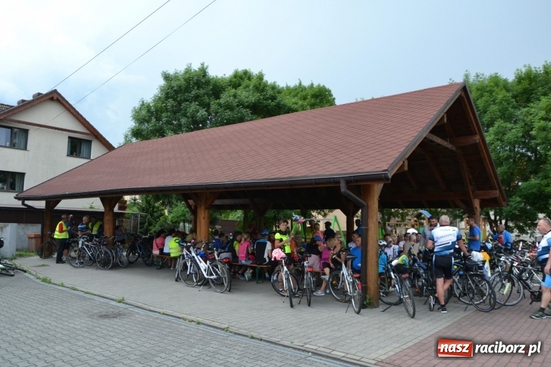 Zdjęcie w galerii na portalu naszraciborz.pl: Wiosenny wiatr i deszcz. Rajd gmin partnerskich po pograniczu  wiadomości z regionu