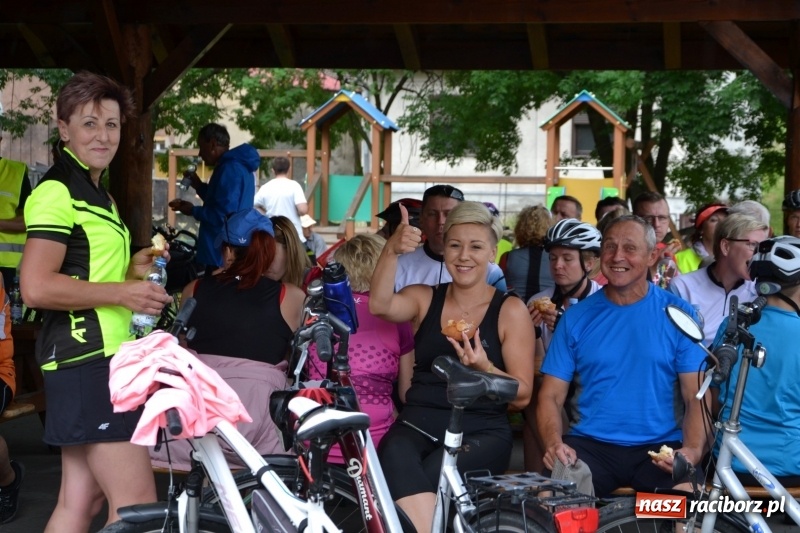 Zdjęcie w galerii na portalu naszraciborz.pl: Wiosenny wiatr i deszcz. Rajd gmin partnerskich po pograniczu  wiadomości z regionu