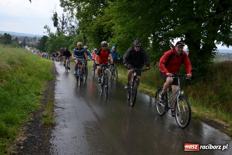 Zdjęcie w galerii na portalu naszraciborz.pl: Wiosenny wiatr i deszcz. Rajd gmin partnerskich po pograniczu  wiadomości z regionu