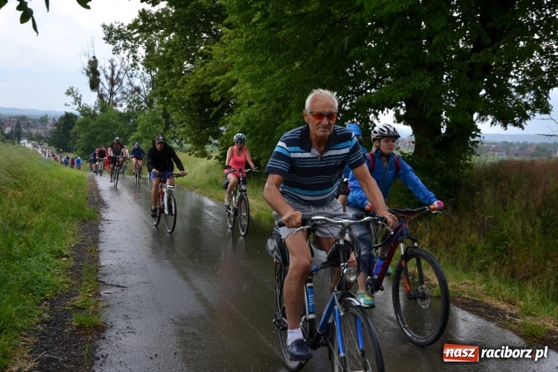 Zdjęcie w galerii na portalu naszraciborz.pl: Wiosenny wiatr i deszcz. Rajd gmin partnerskich po pograniczu  wiadomości z regionu