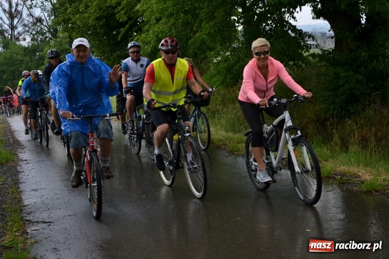 Zdjęcie w galerii na portalu naszraciborz.pl: Wiosenny wiatr i deszcz. Rajd gmin partnerskich po pograniczu  wiadomości z regionu