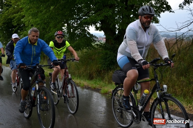 Zdjęcie w galerii na portalu naszraciborz.pl: Wiosenny wiatr i deszcz. Rajd gmin partnerskich po pograniczu  wiadomości z regionu