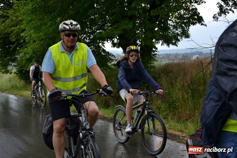 Zdjęcie w galerii na portalu naszraciborz.pl: Wiosenny wiatr i deszcz. Rajd gmin partnerskich po pograniczu  wiadomości z regionu