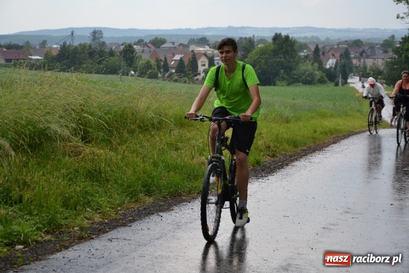 Zdjęcie w galerii na portalu naszraciborz.pl: Wiosenny wiatr i deszcz. Rajd gmin partnerskich po pograniczu  wiadomości z regionu