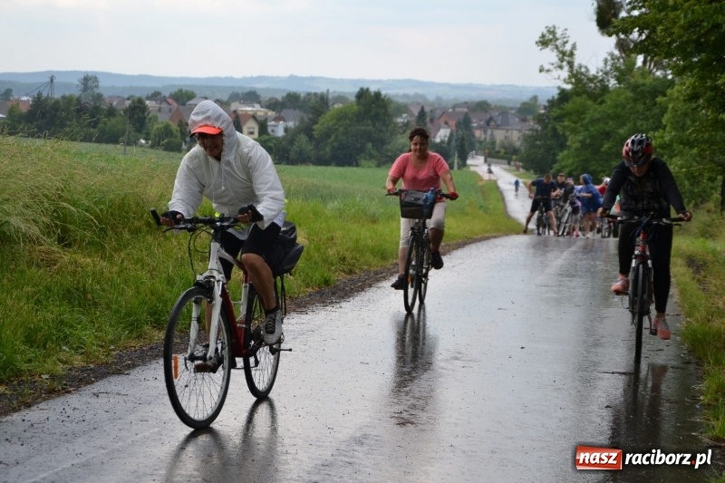 Zdjęcie w galerii na portalu naszraciborz.pl: Wiosenny wiatr i deszcz. Rajd gmin partnerskich po pograniczu  wiadomości z regionu