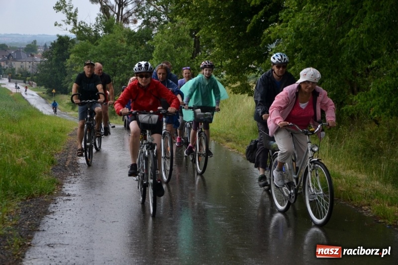 Zdjęcie w galerii na portalu naszraciborz.pl: Wiosenny wiatr i deszcz. Rajd gmin partnerskich po pograniczu  wiadomości z regionu