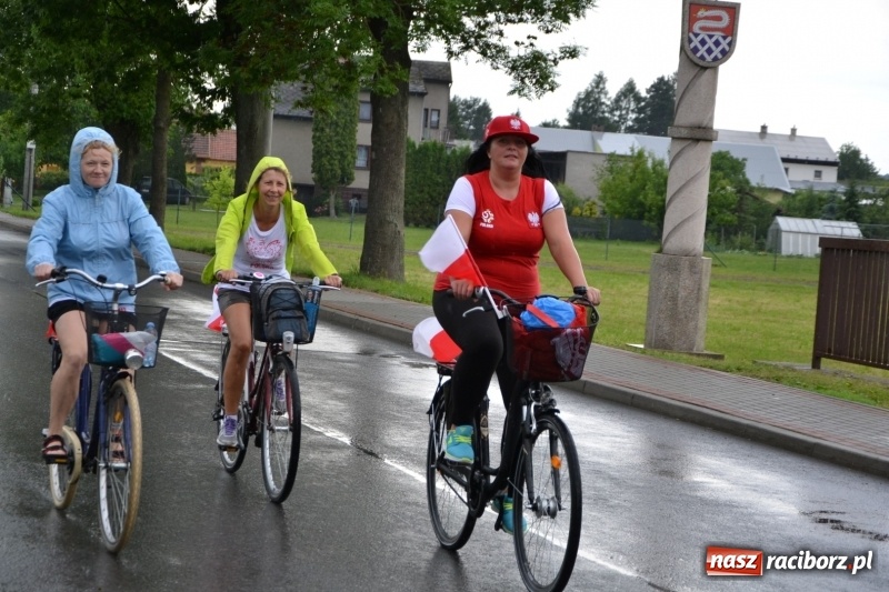 Zdjęcie w galerii na portalu naszraciborz.pl: Wiosenny wiatr i deszcz. Rajd gmin partnerskich po pograniczu  wiadomości z regionu