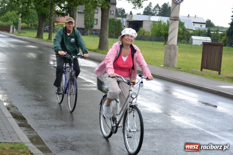 Zdjęcie w galerii na portalu naszraciborz.pl: Wiosenny wiatr i deszcz. Rajd gmin partnerskich po pograniczu  wiadomości z regionu