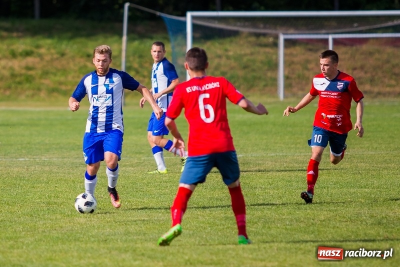Zdjęcie w galerii na portalu naszraciborz.pl: Unia Racibórz wygrała z Goczałkowicami-Zdrój i nadal ma szanse na utrzymanie wiadomości z regionu