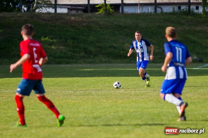 Zdjęcie w galerii na portalu naszraciborz.pl: Unia Racibórz wygrała z Goczałkowicami-Zdrój i nadal ma szanse na utrzymanie wiadomości z regionu