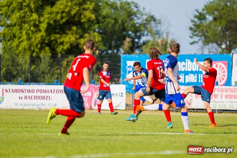 Zdjęcie w galerii na portalu naszraciborz.pl: Unia Racibórz wygrała z Goczałkowicami-Zdrój i nadal ma szanse na utrzymanie wiadomości z regionu