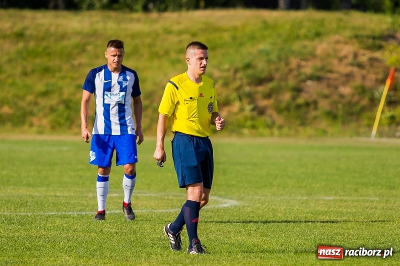 Zdjęcie w galerii na portalu naszraciborz.pl: Unia Racibórz wygrała z Goczałkowicami-Zdrój i nadal ma szanse na utrzymanie wiadomości z regionu