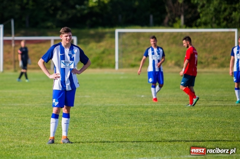 Zdjęcie w galerii na portalu naszraciborz.pl: Unia Racibórz wygrała z Goczałkowicami-Zdrój i nadal ma szanse na utrzymanie wiadomości z regionu