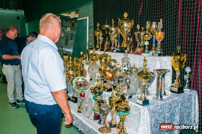 Zdjęcie w galerii na portalu naszraciborz.pl: Piłkarska rodzina świętuje 110 lat klubu sportowego w Nędzy wiadomości z regionu