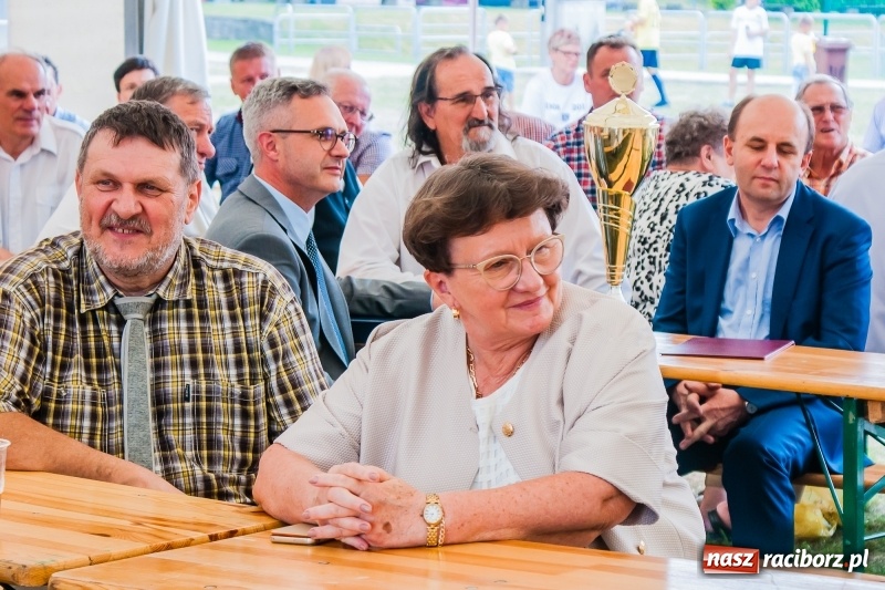 Zdjęcie w galerii na portalu naszraciborz.pl: Piłkarska rodzina świętuje 110 lat klubu sportowego w Nędzy wiadomości z regionu