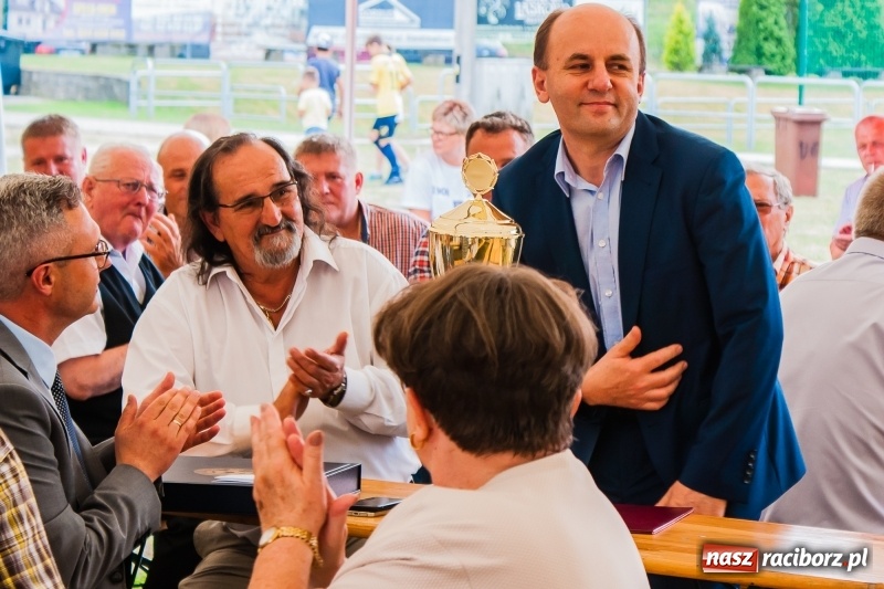 Zdjęcie w galerii na portalu naszraciborz.pl: Piłkarska rodzina świętuje 110 lat klubu sportowego w Nędzy wiadomości z regionu