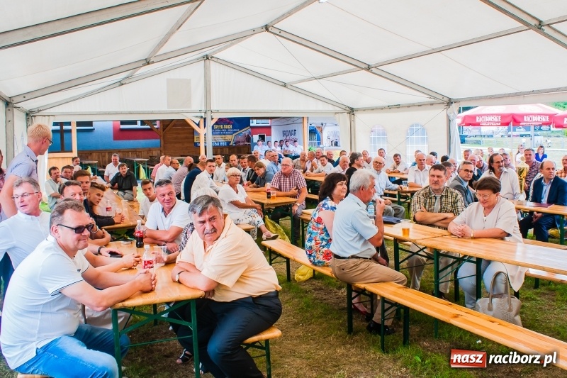 Zdjęcie w galerii na portalu naszraciborz.pl: Piłkarska rodzina świętuje 110 lat klubu sportowego w Nędzy wiadomości z regionu