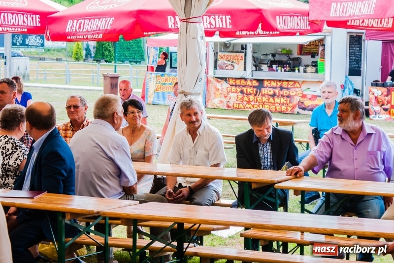 Zdjęcie w galerii na portalu naszraciborz.pl: Piłkarska rodzina świętuje 110 lat klubu sportowego w Nędzy wiadomości z regionu