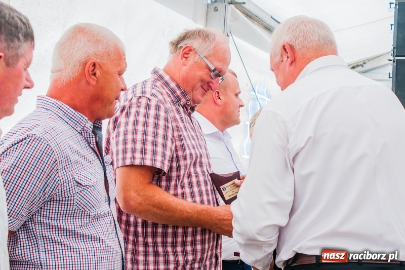 Zdjęcie w galerii na portalu naszraciborz.pl: Piłkarska rodzina świętuje 110 lat klubu sportowego w Nędzy wiadomości z regionu