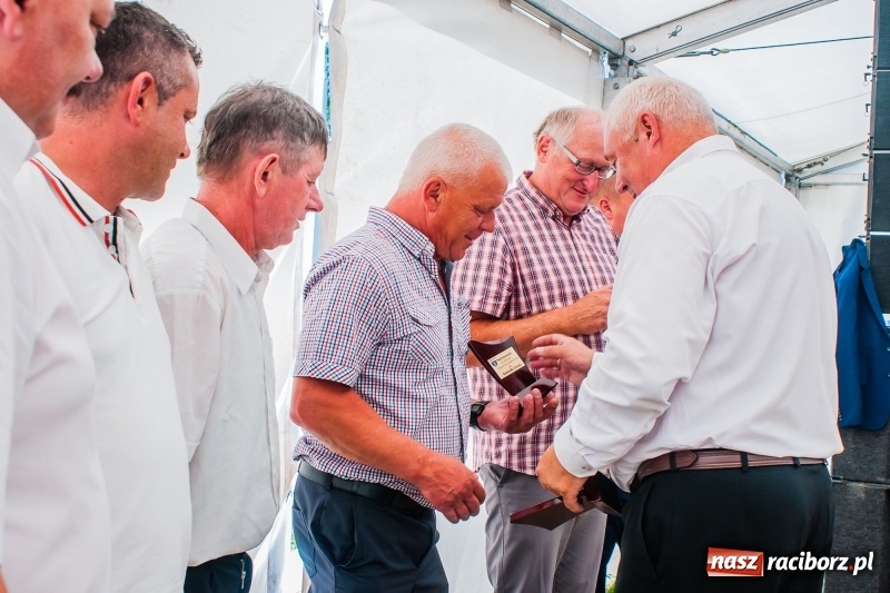 Zdjęcie w galerii na portalu naszraciborz.pl: Piłkarska rodzina świętuje 110 lat klubu sportowego w Nędzy wiadomości z regionu