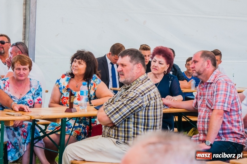 Zdjęcie w galerii na portalu naszraciborz.pl: Piłkarska rodzina świętuje 110 lat klubu sportowego w Nędzy wiadomości z regionu