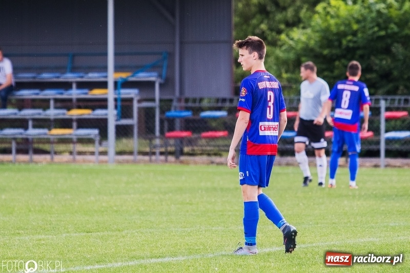 Zdjęcie w galerii na portalu naszraciborz.pl: Klasa okręgowa: Remis w meczu o życie wiadomości z regionu