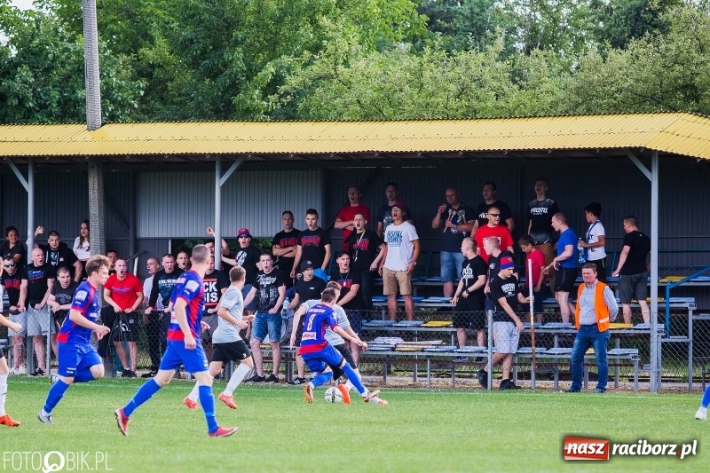 Zdjęcie w galerii na portalu naszraciborz.pl: Klasa okręgowa: Remis w meczu o życie wiadomości z regionu