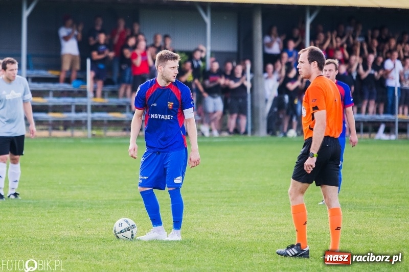 Zdjęcie w galerii na portalu naszraciborz.pl: Klasa okręgowa: Remis w meczu o życie wiadomości z regionu