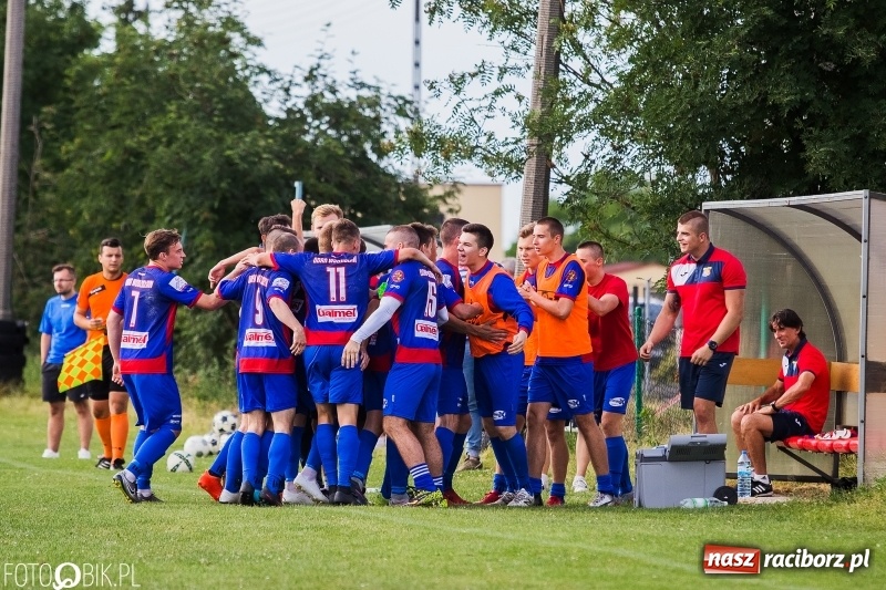Zdjęcie w galerii na portalu naszraciborz.pl: Klasa okręgowa: Remis w meczu o życie wiadomości z regionu