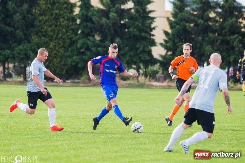 Zdjęcie w galerii na portalu naszraciborz.pl: Klasa okręgowa: Remis w meczu o życie wiadomości z regionu