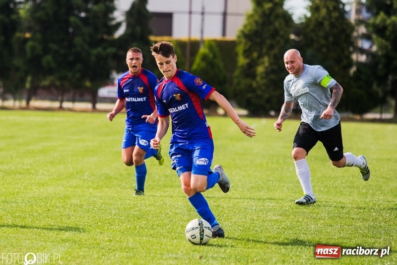 Zdjęcie w galerii na portalu naszraciborz.pl: Klasa okręgowa: Remis w meczu o życie wiadomości z regionu