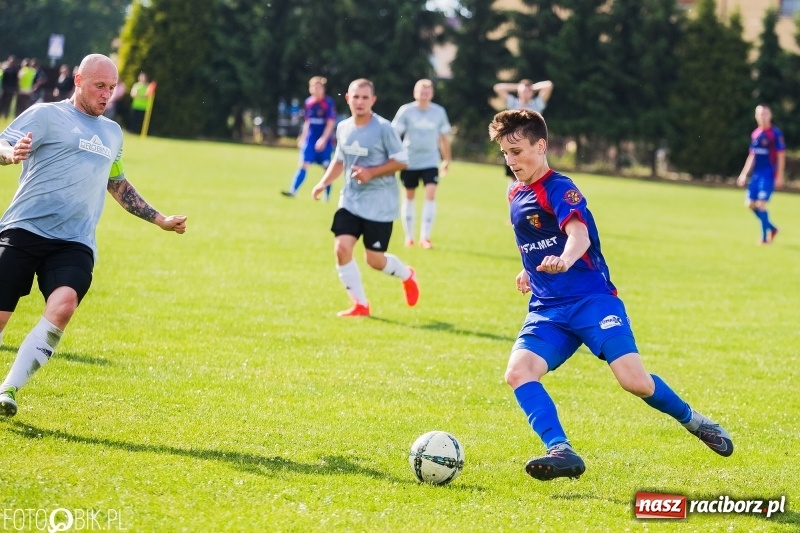Zdjęcie w galerii na portalu naszraciborz.pl: Klasa okręgowa: Remis w meczu o życie wiadomości z regionu