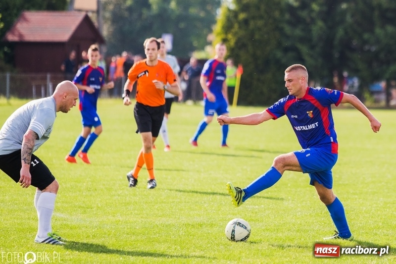 Zdjęcie w galerii na portalu naszraciborz.pl: Klasa okręgowa: Remis w meczu o życie wiadomości z regionu