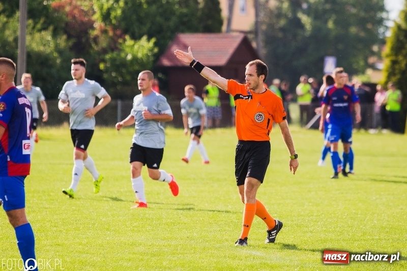 Zdjęcie w galerii na portalu naszraciborz.pl: Klasa okręgowa: Remis w meczu o życie wiadomości z regionu