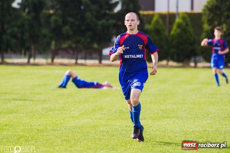 Zdjęcie w galerii na portalu naszraciborz.pl: Klasa okręgowa: Remis w meczu o życie wiadomości z regionu