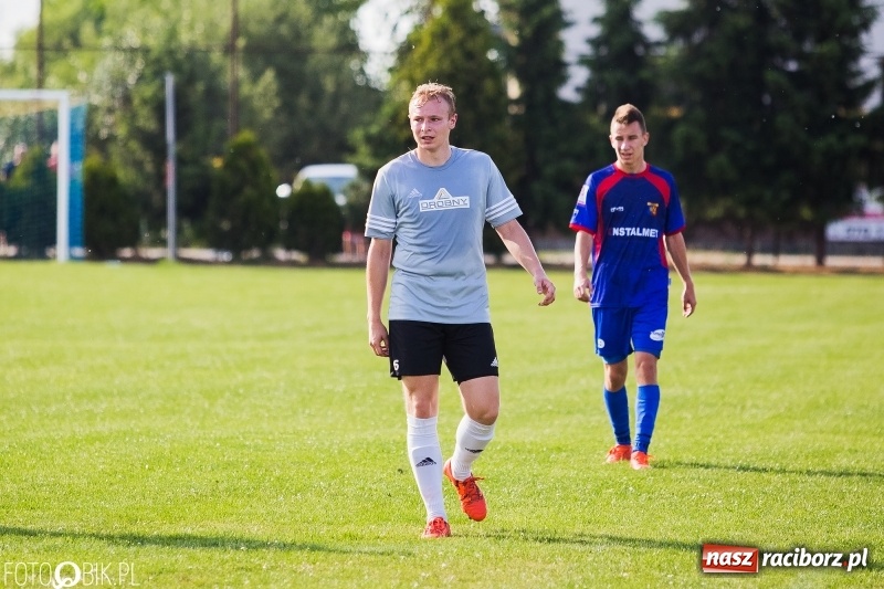 Zdjęcie w galerii na portalu naszraciborz.pl: Klasa okręgowa: Remis w meczu o życie wiadomości z regionu