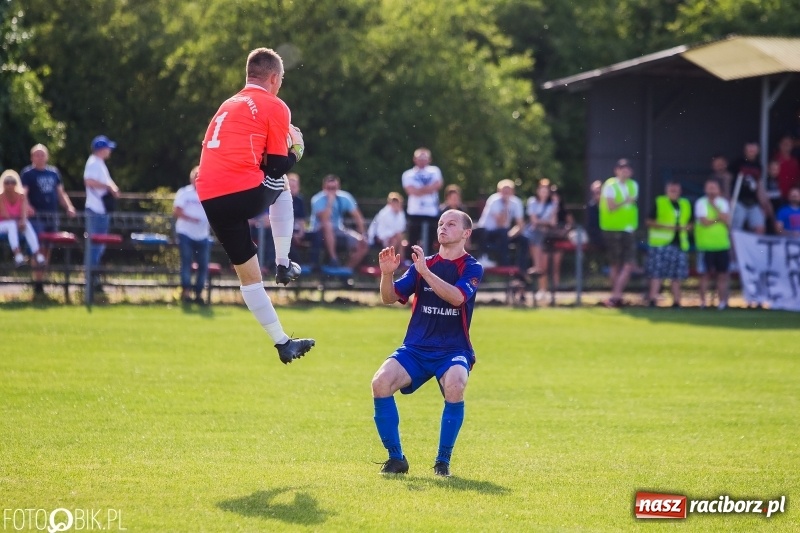 Zdjęcie w galerii na portalu naszraciborz.pl: Klasa okręgowa: Remis w meczu o życie wiadomości z regionu