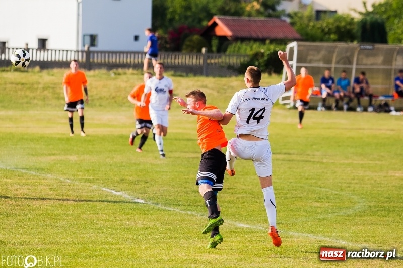 Zdjęcie w galerii na portalu naszraciborz.pl: A klasa: Zmiana sędziów nie pomogła. Tworków gładko pokonał Studzienną wiadomości z regionu