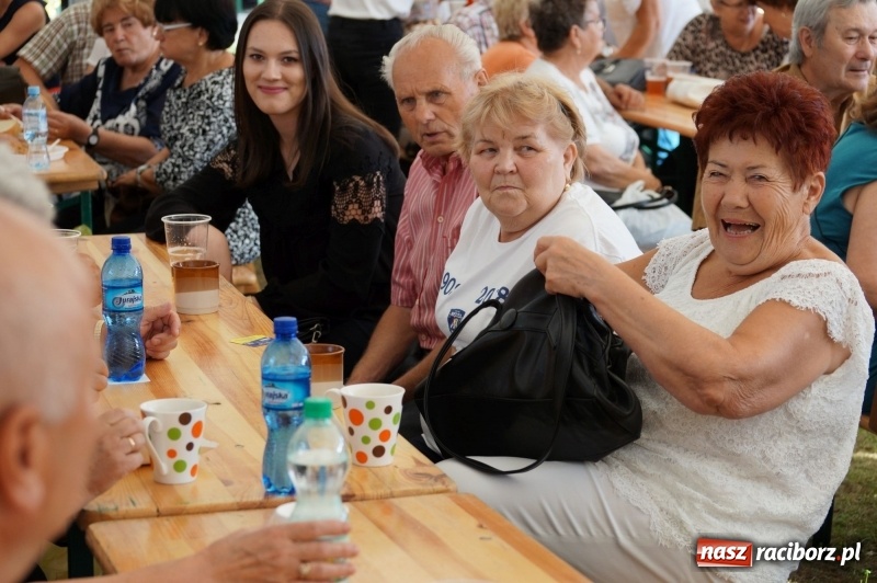 Zdjęcie w galerii na portalu naszraciborz.pl: Toby prosto z Monachium do Nędzy. Koncertowo na finał 110-lecia LKS w Nędzy  wiadomości z regionu