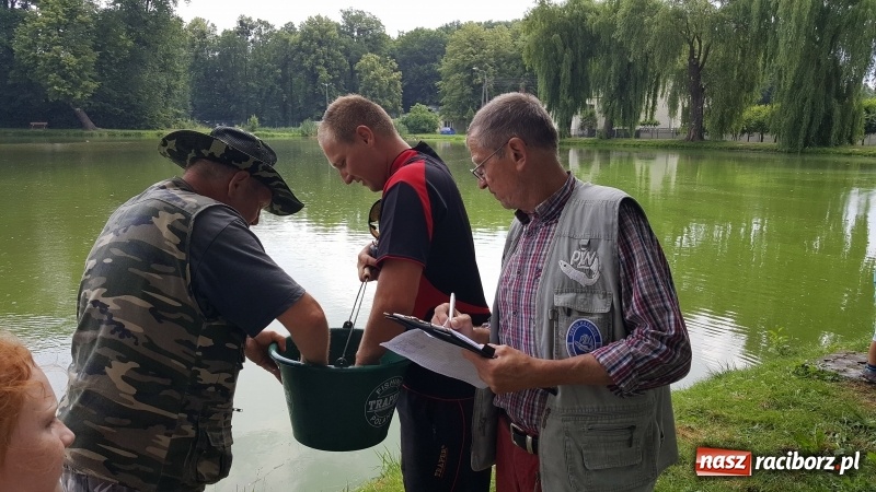 Zdjęcie w galerii na portalu naszraciborz.pl: Dzień Dziecka świętowali z wędkami wiadomości z regionu