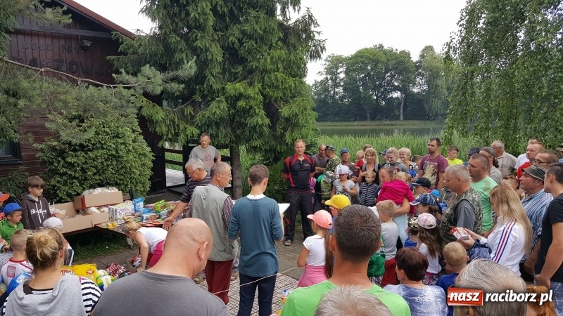 Zdjęcie w galerii na portalu naszraciborz.pl: Dzień Dziecka świętowali z wędkami wiadomości z regionu